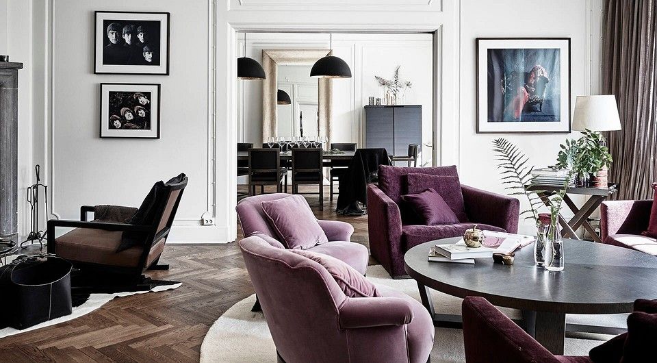 Color and texture: how to add brightness to your interior